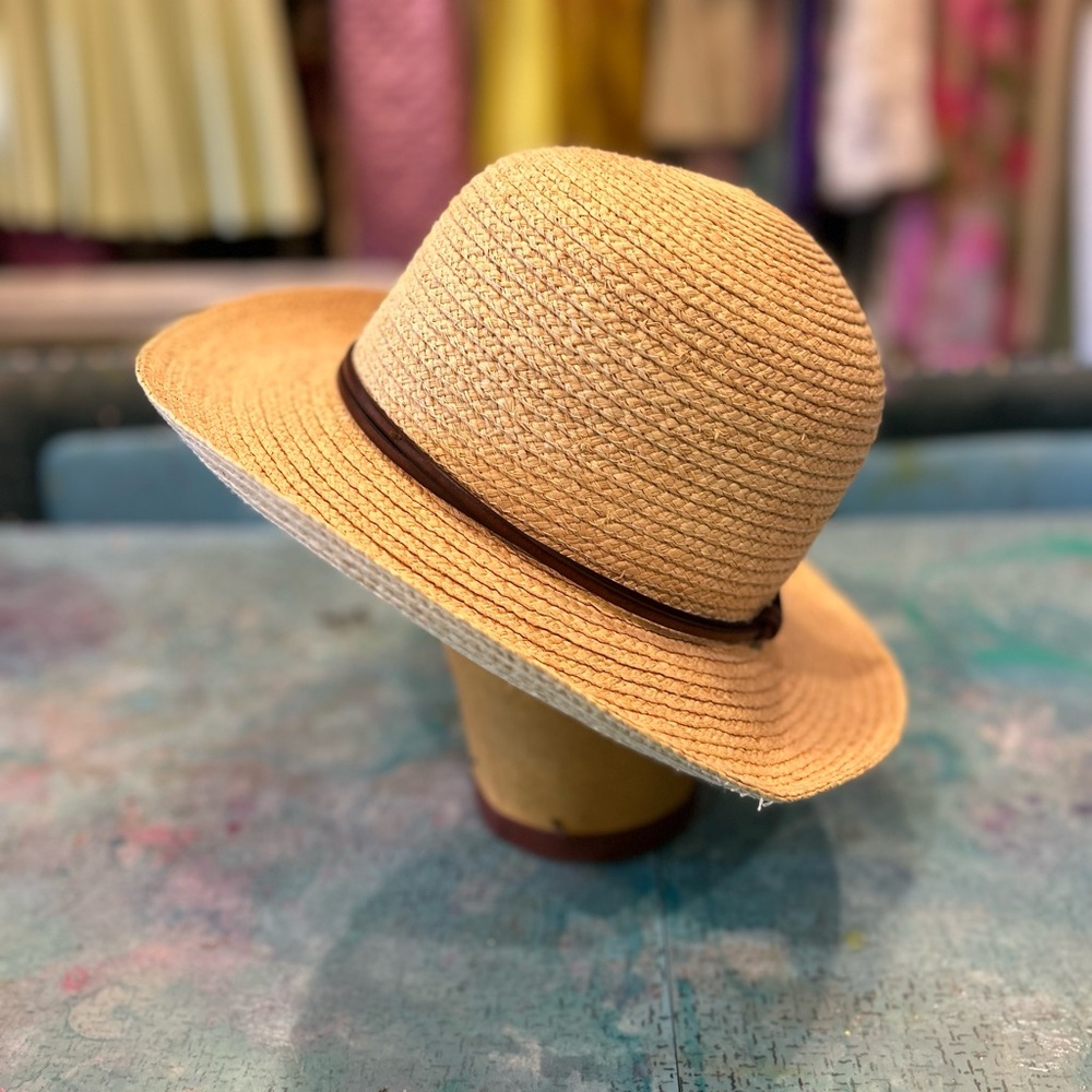 Italian Raffia Hat - Picture 3 of 8